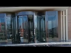 सहज और सुविधाजनक प्रवेश के लिए पावर ड्राइव ऑटो प्रवेश घुमावदार दरवाजा